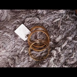 Gold bracelets ( New )